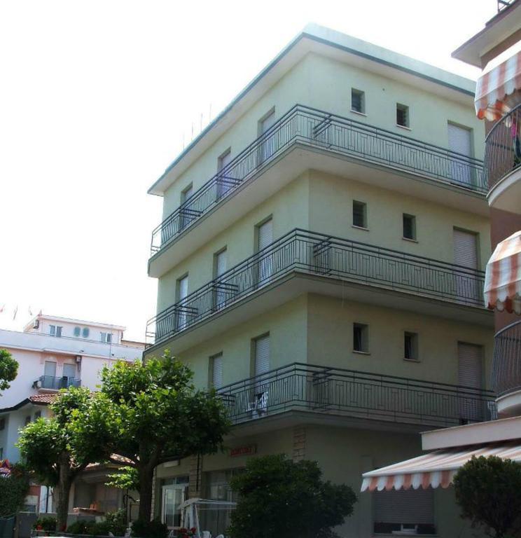 Hotel Ronconi Rimini Exteriör bild