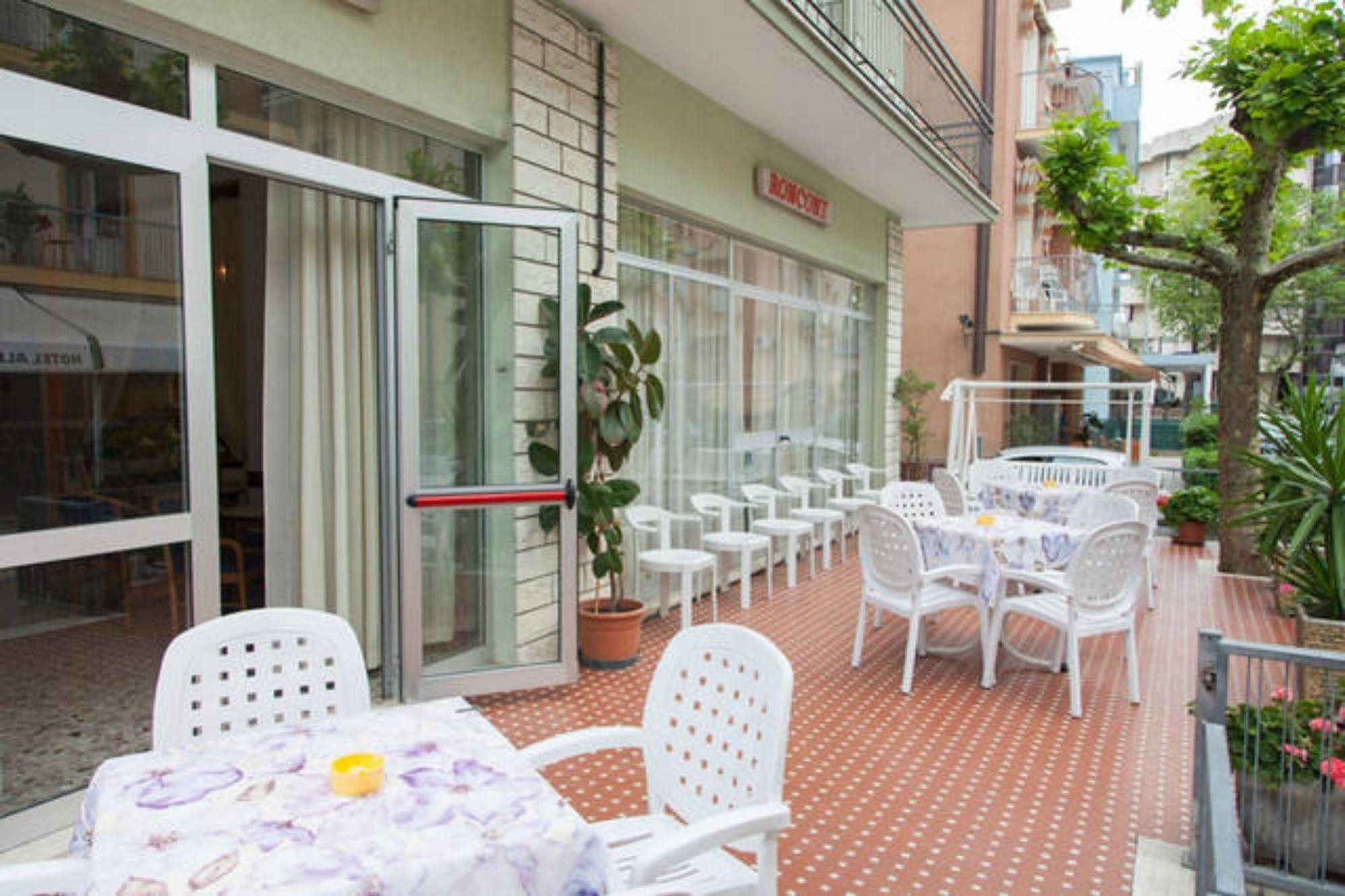 Hotel Ronconi Rimini Exteriör bild