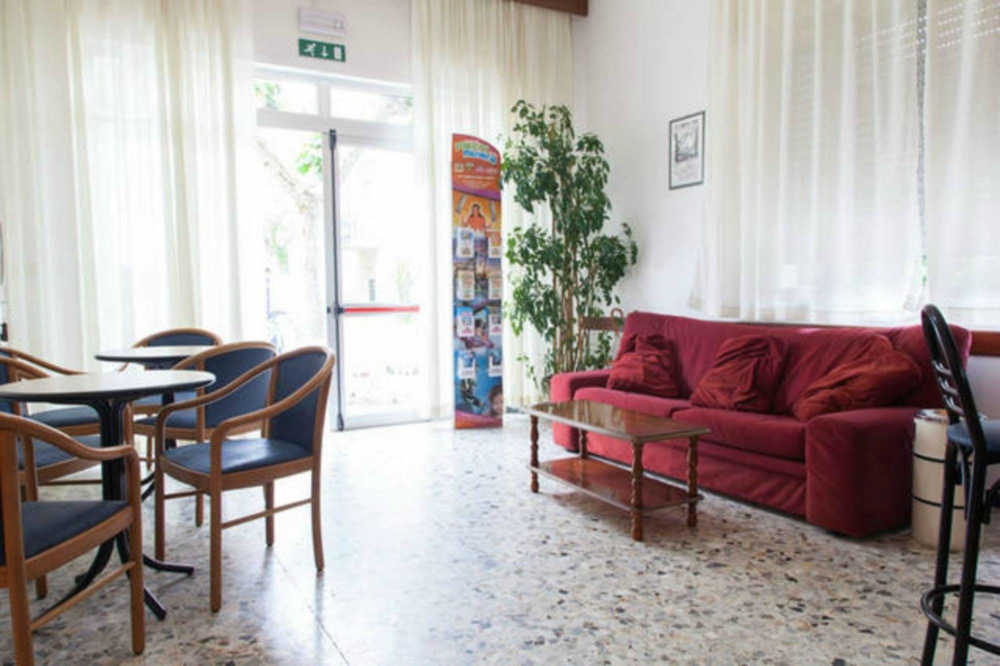 Hotel Ronconi Rimini Exteriör bild